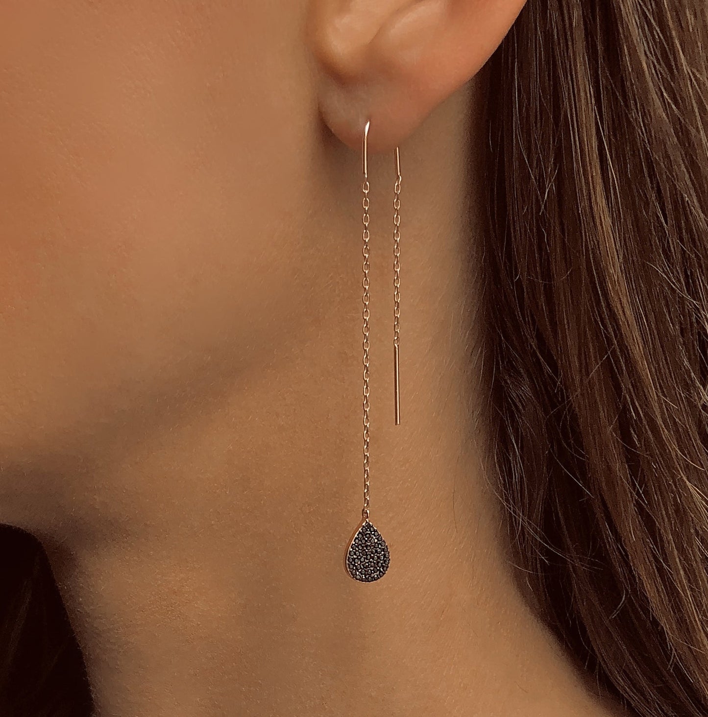 Les Favorites earrings